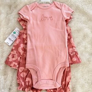 Carter’s 3-6m NWT 3 piece set